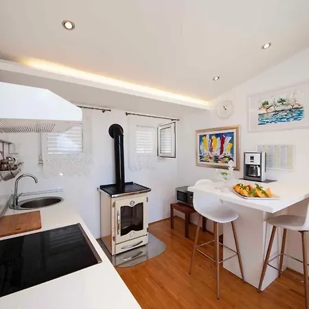Dada-apartman Dada Apartment *
